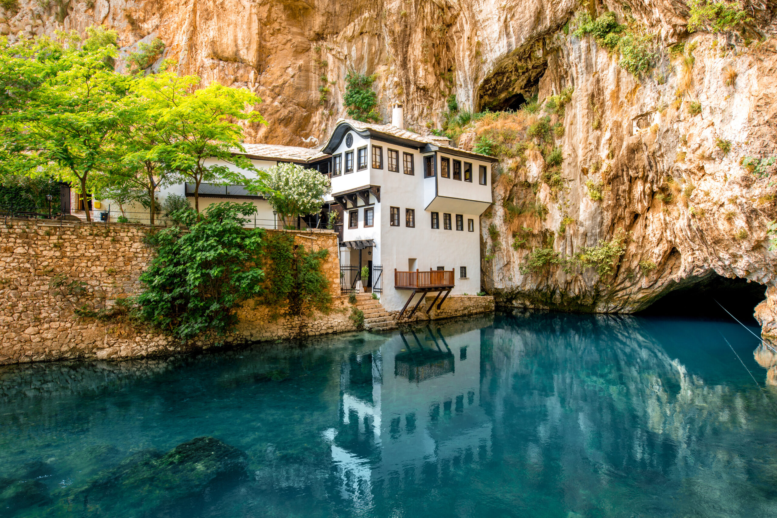 ottoman-house-in-village-at-the-water